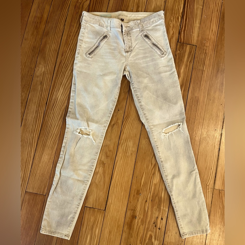 Kut from Kloth Washed Ripped Jeans size 6